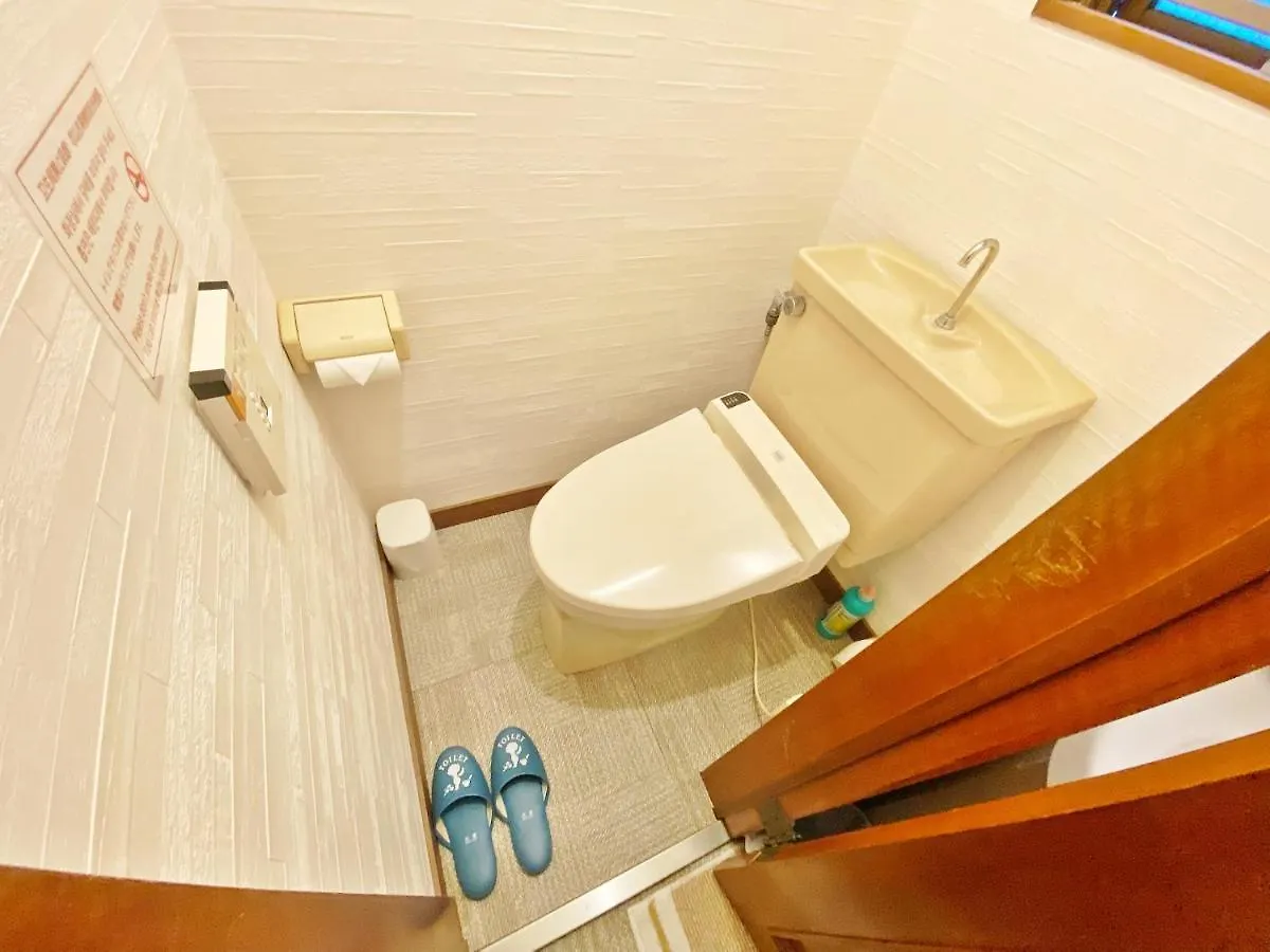 Kansai Guesthouse: Convenient Tsuruhashi Stay near Namba and Universal Studios Osaka Apartment