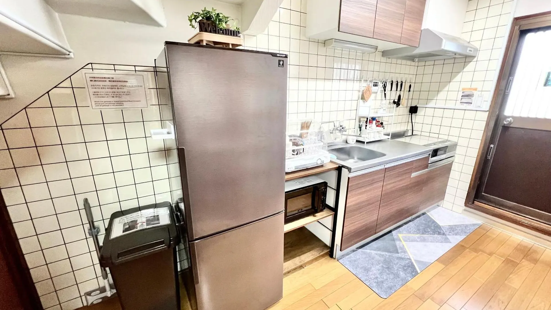 Kansai Guesthouse: Convenient Tsuruhashi Stay near Namba and Universal Studios Osaka 0*,  Japan