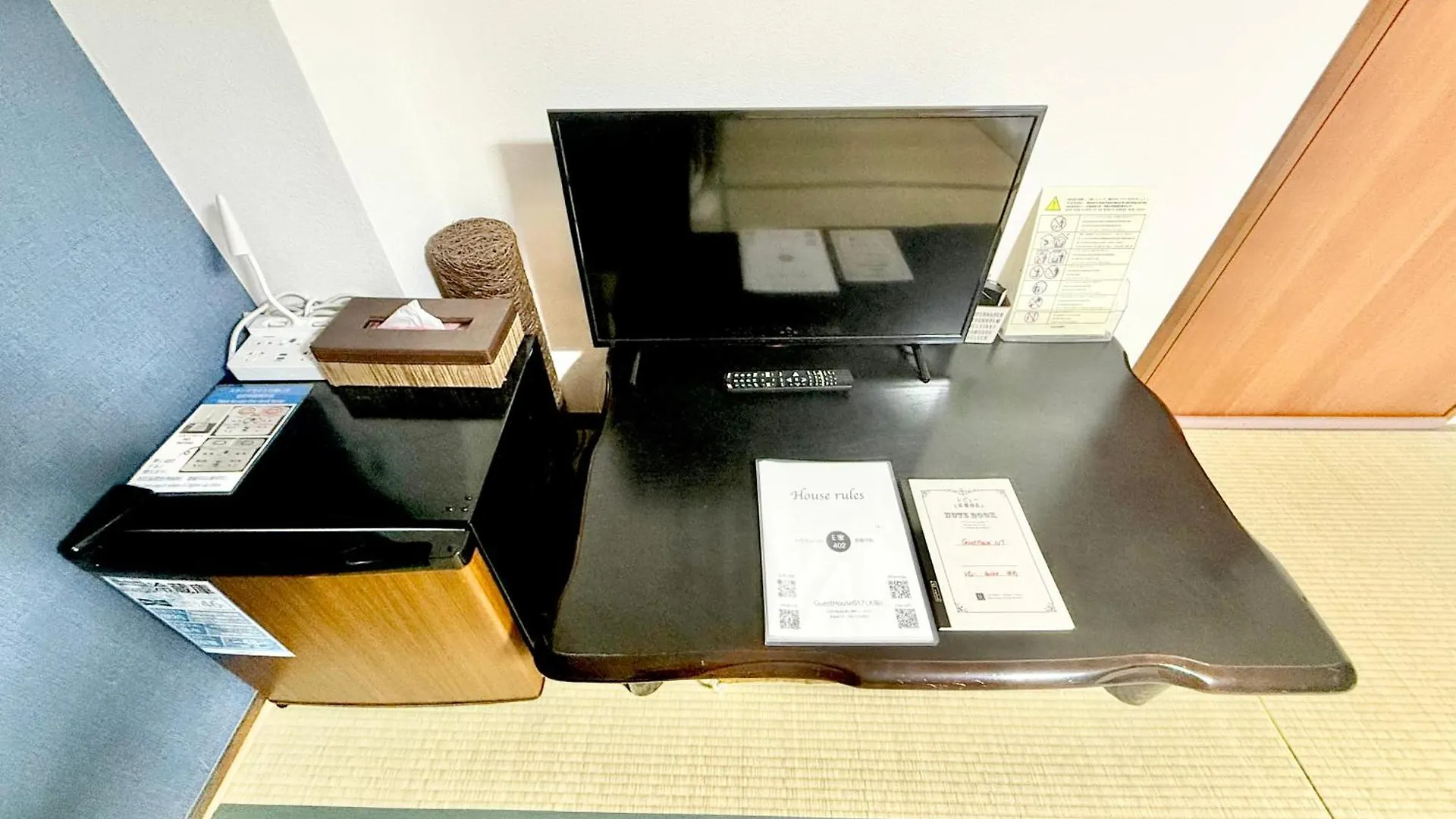 Kansai Guesthouse: Convenient Tsuruhashi Stay near Namba and Universal Studios Osaka